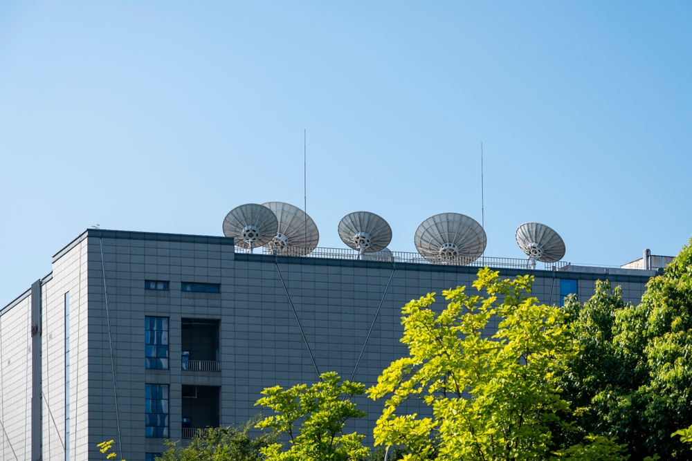 Visual of HTS ground station atop modern building