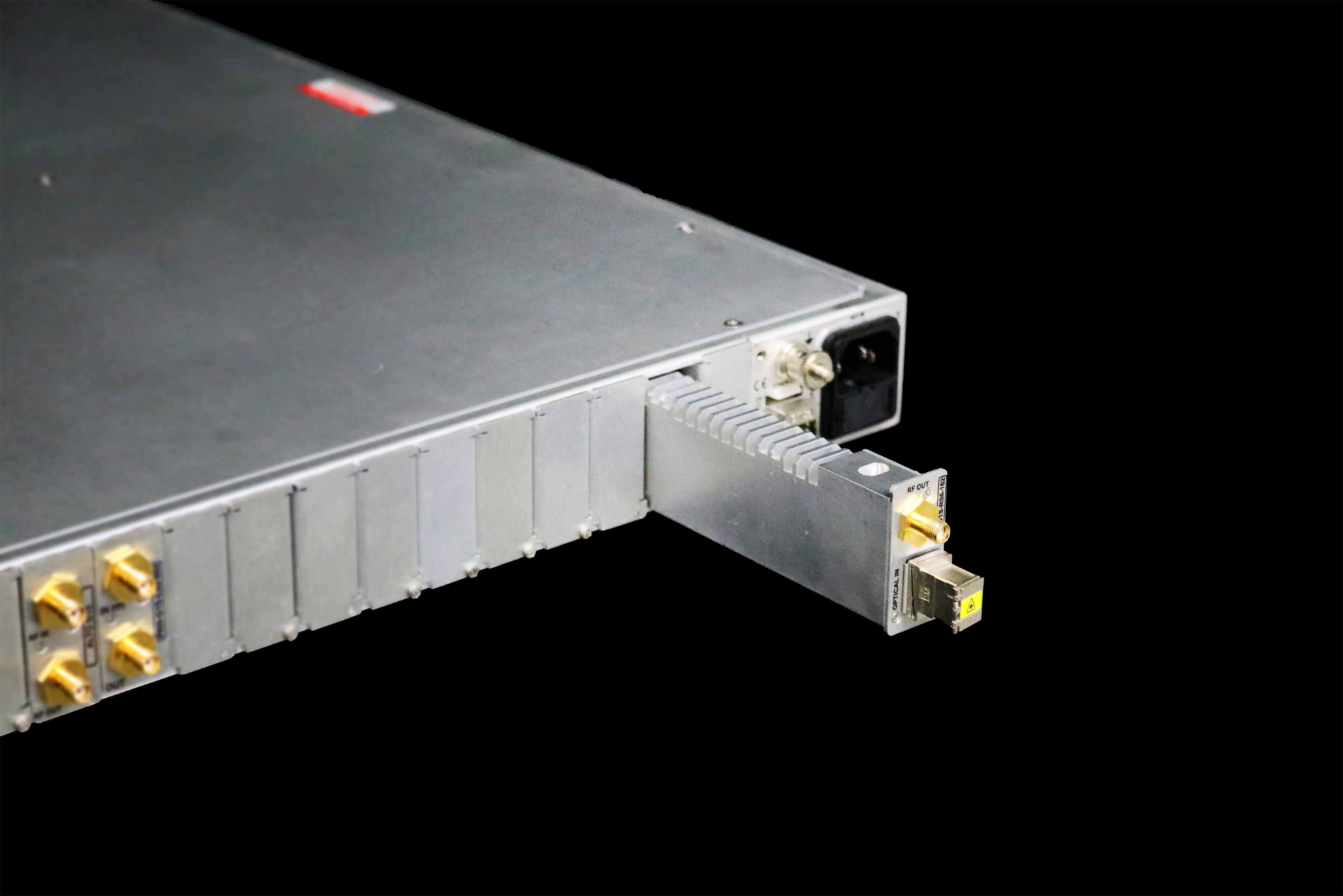 ETL Systems StingRay RF over Fibre module installed in a ground-station chassis.